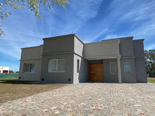 Casa En Barrio Cerrado Haras Del Sur 3