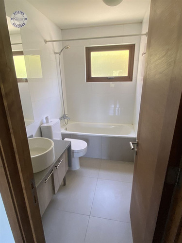 Venta Departamento Ubicado En Altos Del Cruces De Valdivia.