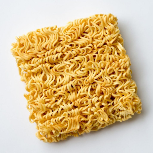 Imagem 2 de 5 de Macarrão Instantâneo Lamen Sabor Carne Miojo Panco 85g