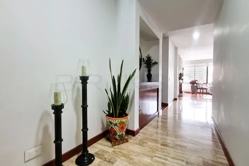 Apartamento En Venta En Pasadena. Cod V6906