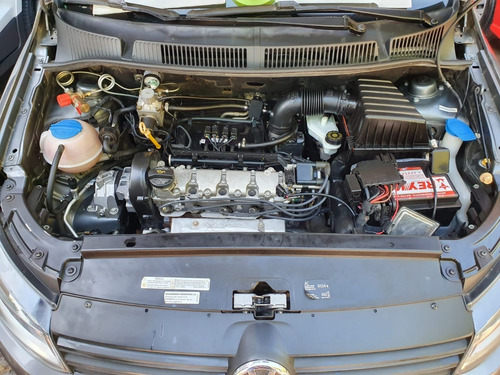 Imagen 7 de 8 de Volkswagen Suran Confortline 1.6 2015