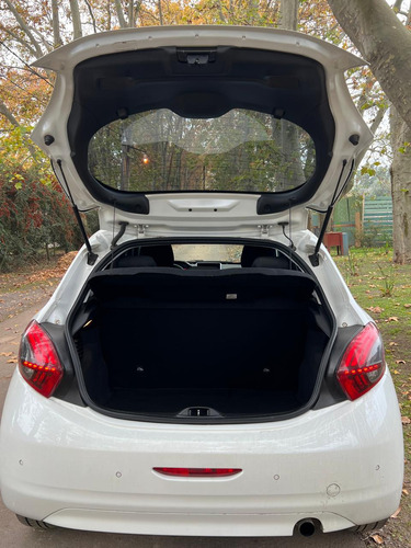 Peugeot 208 1.6 Allure
