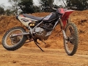 Imagem 2 de 4 de Honda Xr 200