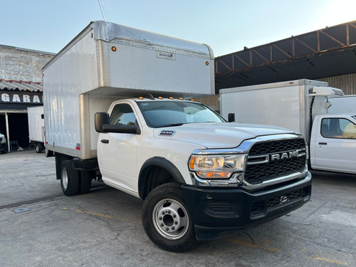 RAM 4000 5.7 Chasis Cabina Pl 4x2 Mt