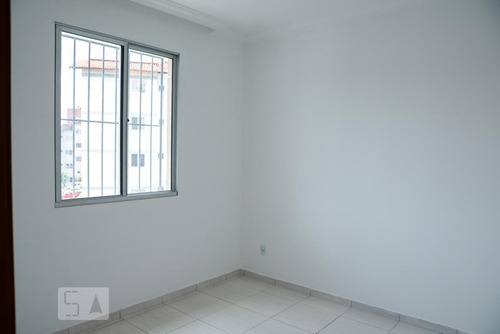 Apartamento Para Aluguel - Rio Branco, 3 Quartos, 74 - 892995246