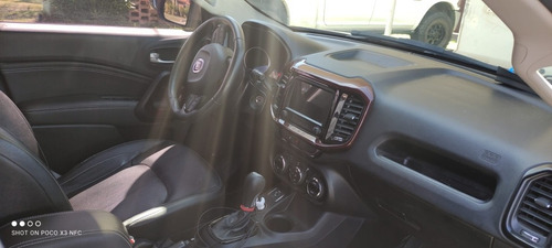 Imagen 4 de 8 de Fiat Toro Toro Freedom 1.8 At6