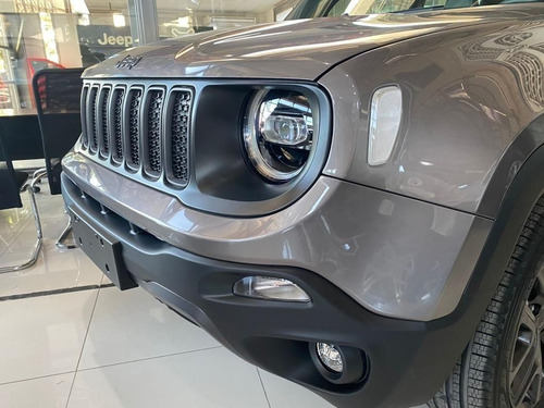 Imagen 2 de 19 de Jeep Renegade