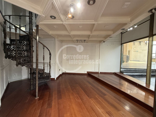 Local Comercial En Venta En Vitacura