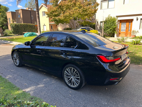 BMW Serie 3 3.0 330i Sedan Sport Line 252cv