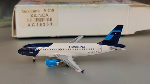 Avion Airbus A319 Mexicana Xa-nca 1:400 Aeroclassic Metal 