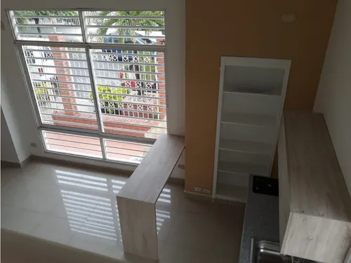 Alquilo Apartaestudio 2 Ambientes En La Flora Con Servicios Y Garaje