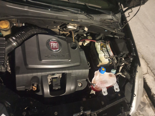 Fiat Linea 1.9 16v Lx Flex Dualogic 4p