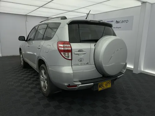 Toyota RAV4 LIFE AT 2.4 4X2