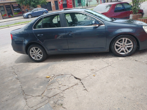 Volkswagen Vento 2.5 Advance Tiptronic 170cv 2008