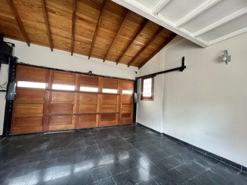 Imagen 7 de 28 de Chalet En Venta En El Barrio Los Troncos