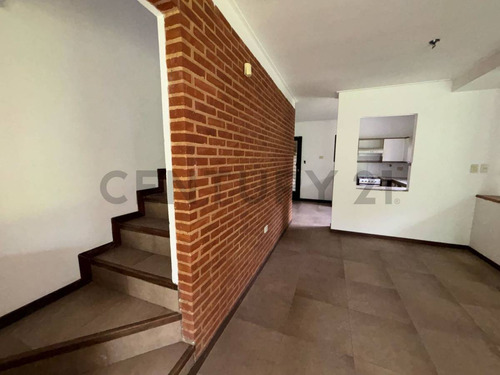 Calle 478 Entre 26 Y 27, City Bell | Duplex 2 Dormitorios.