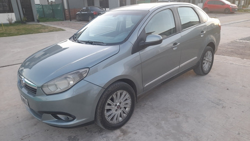 Imagen 2 de 15 de Fiat Grand Siena 2014 1.6 Essence 115cv