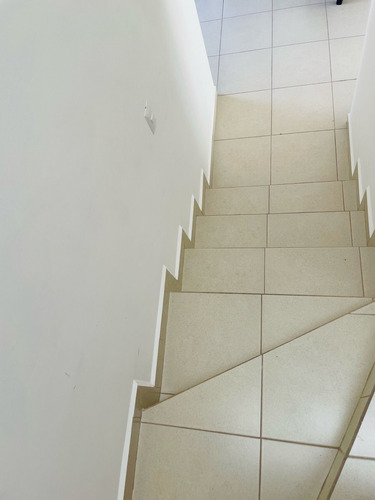 Casa En Renta En Codominio Alhandra, Zakia, Querétaro 3 Rec, 12,5k. Gps
