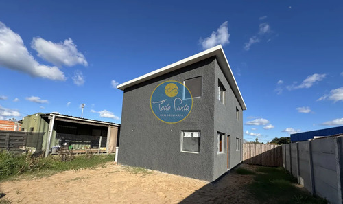 Ideal Inversores, 2 Apartamentos Duplex En La Misma Construccion, Venta, Maldonado, Inversion