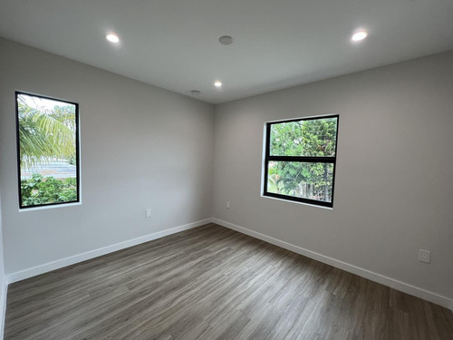 Imagen 20 de 29 de Townhouse A Estrenar En Hallandale