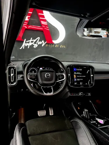 Volvo XC40 2.0 T5 Awd R-design