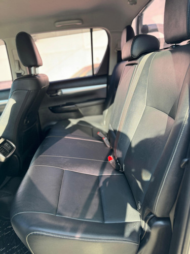 Toyota Hilux Pick-Up 2.8 Cd Srx 177cv 4x4 At