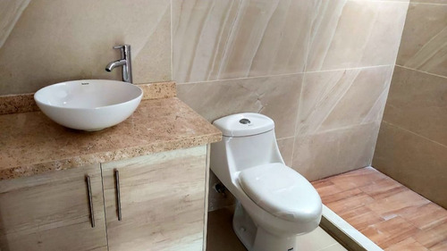 Imagen 7 de 17 de Preciosa Residencia En Zibatá, 4 Recamaras Con Baño, Roof Ga