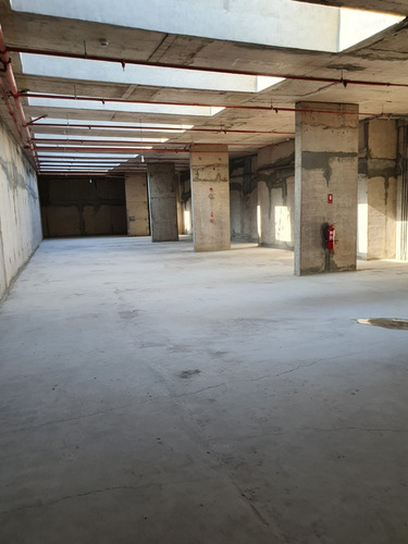 Imagen 2 de 6 de Local Comercial En Nueva Costanera
