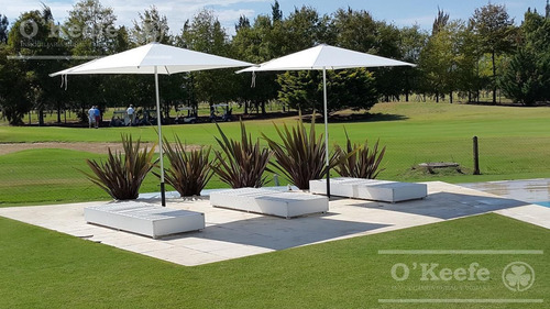 Imagen 8 de 30 de Impecable Casa En Venta Con Fondo Al Golf En Abril Club De Campo