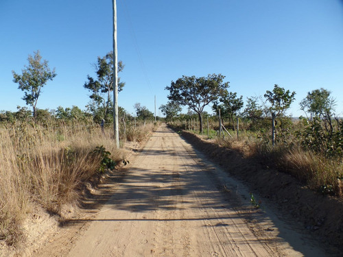 Fazendinha 33.200m2 Br 040 Três Marias
