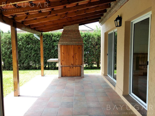 Imagen 18 de 20 de Venta - Oportunidad!- Sólida Y Excelente Casa En Sausalito - Bayugar Negocios Inmobiliarios