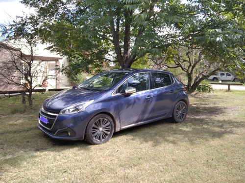Peugeot 208 1.2 Turbo Francés