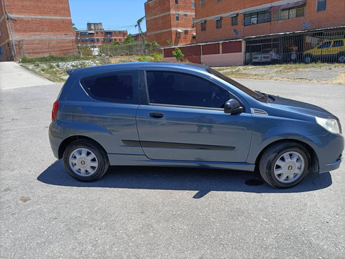 Imagen 3 de 10 de Chevrolet Aveo Lt