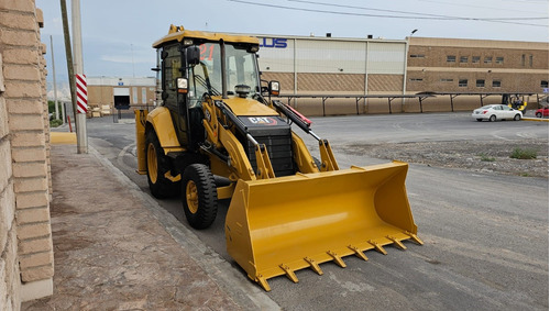 Retroexcavadora Caterpillar 424 2021 $1,300,000.00m.n