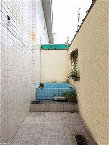 Imagem 1 de 21 de Sobrado De 3 Dormitórios Com Suite E Garagem Lateral Do Quartel 2 Quadras Da Avenida Antonio Emmerck Ponto De Ônibus E Lotações - Hm2278