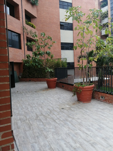 Imagen 11 de 12 de Apartamento En Venta Urb. Campo Alegre C-19622