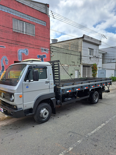Vw 8.160 Carroceria Unico Dono .
