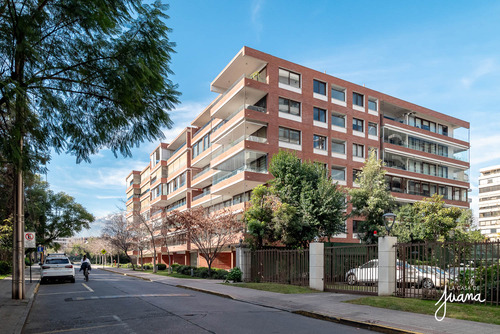 Encanto Y Vista Inmejorable En Último Piso En Providencia