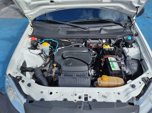 Imagem 8 de 8 de Fiat Strada 2018 1.4 Hard Working Flex