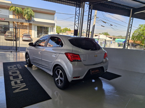 Chevrolet Onix ONIX HATCH LTZ 1.4 8V FLEXPOWER 5P AUT.