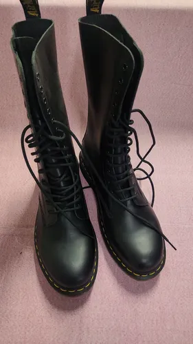 Dr martens negras hombre mercado libre hotsell