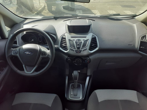 Imagem 8 de 10 de Ford Fiesta - 2015/2015 1.5 S Hatch 16v Flex 4p Manual