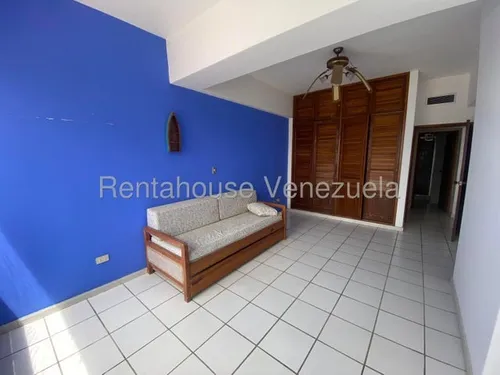 Venta De Apartamento En A