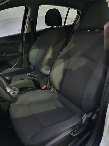 Imagem 9 de 9 de Chevrolet Cruze Hb Sport Lt 1.8 16v Flex Mec