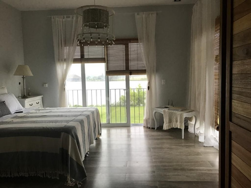 Casa En Venta De 3 Dormitorios En Pueblo Mio