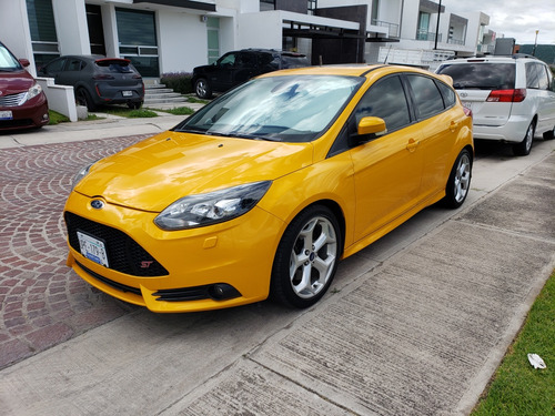 Ford Focus St 2.o Turbo T/m