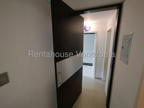 En Alquilar Apartamento En Los Naranjos Humboldt 25-22027 Gf