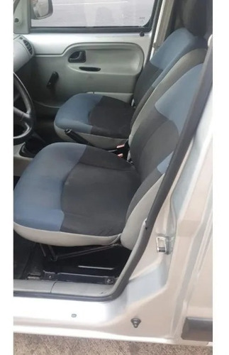 Imagen 17 de 22 de Renault Kangoo 1.6 Año 2014