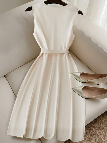 Vestido De Satén, Delicado, Elegante - Rozzano