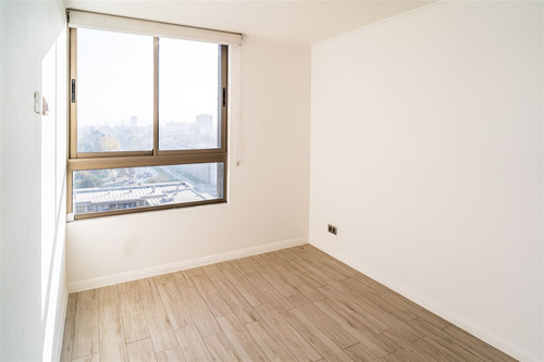 Depto San Ignacio 952, Piso 12, Vista Poniente